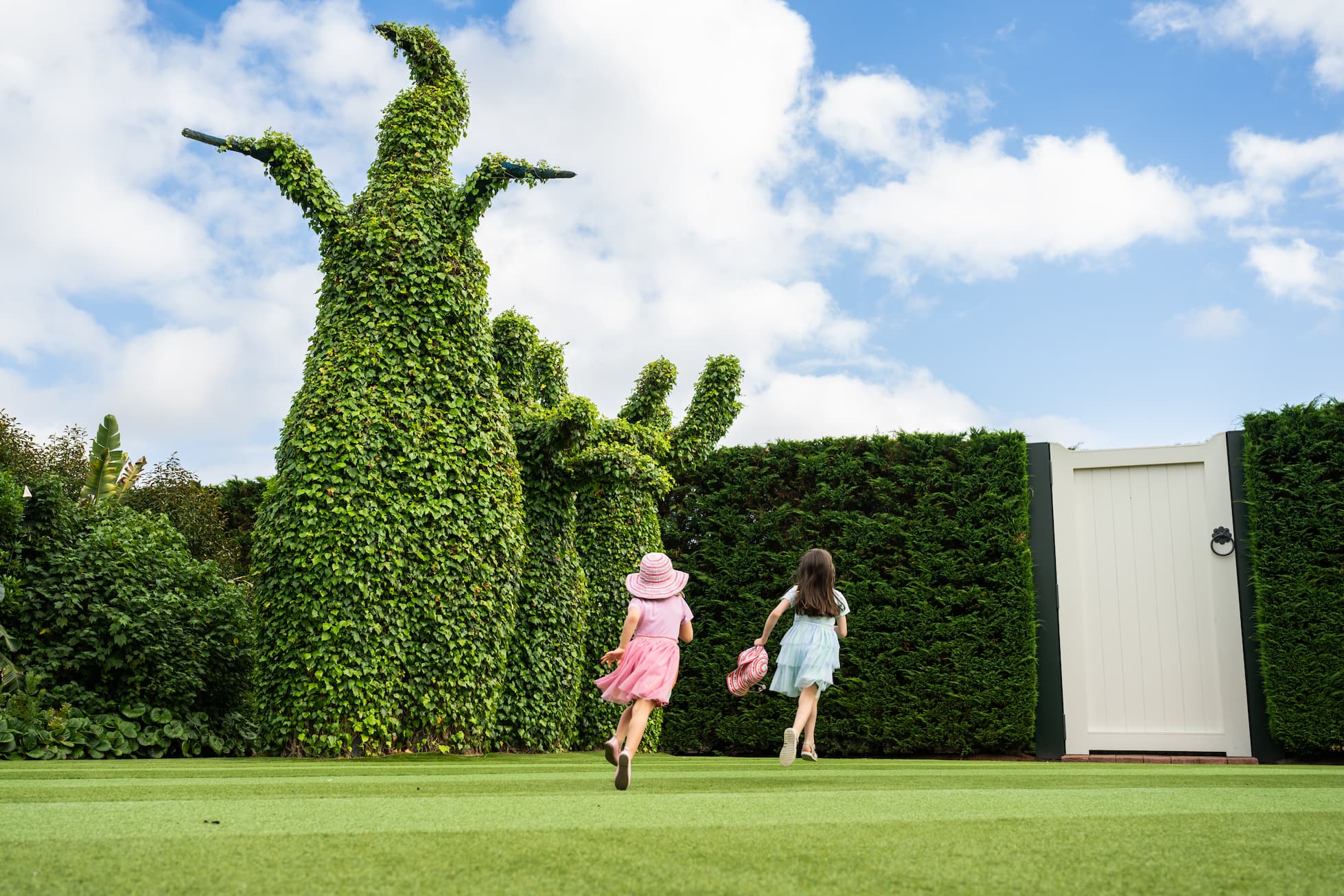 Surrealist Garden Hamilton Gardens (1)